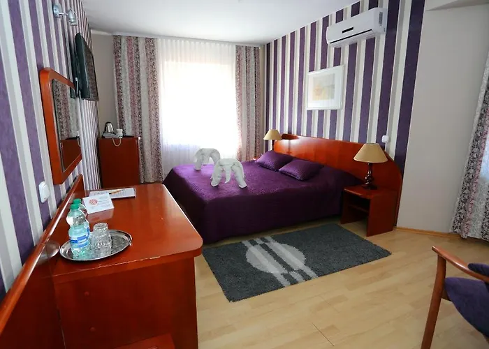 Hotel Gregor Pszczółki